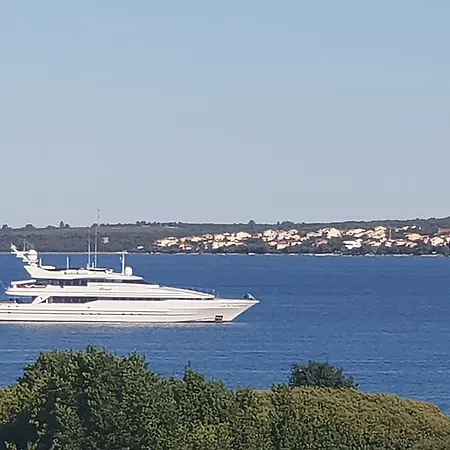 Lux Benak Apartamento *