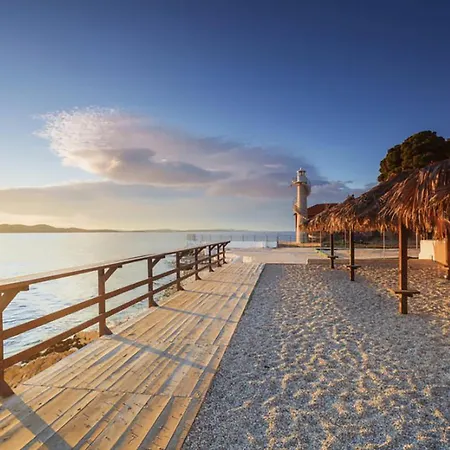 Lux Benak Apartamento