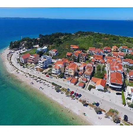Lux Benak