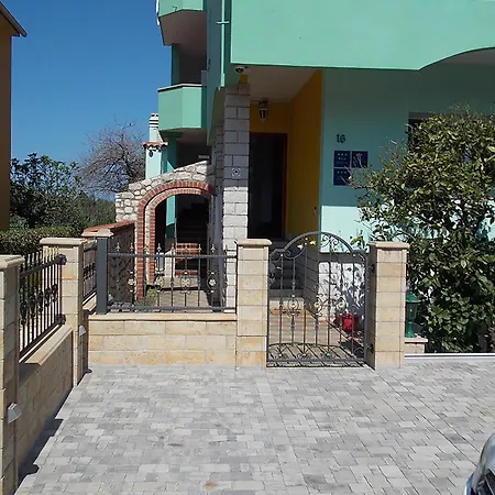 Lux Benak Daire