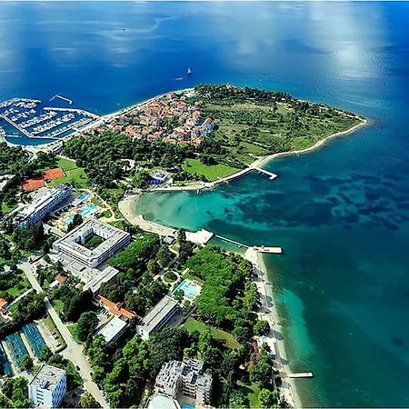 Lux Benak * Задар