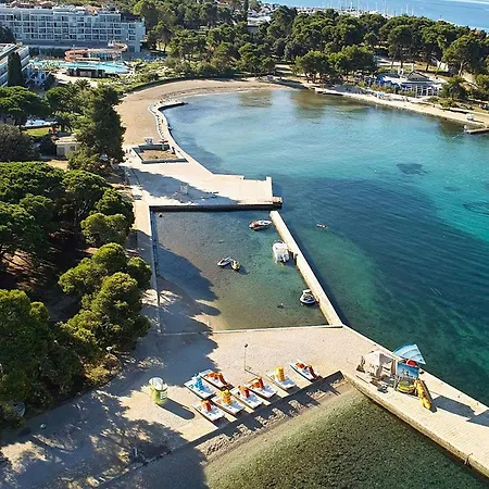 Апартаменти Lux Benak